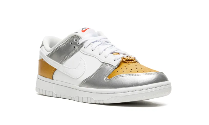 Nike Dunk DUNK LOW WMNS 'Gold White Silver'